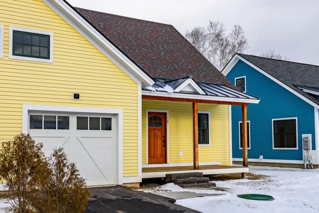 38 Jamesons Flts, Condo with 3 bedrooms, 3 bathrooms and null parking in Manchestr Ctr VT | Image 40
