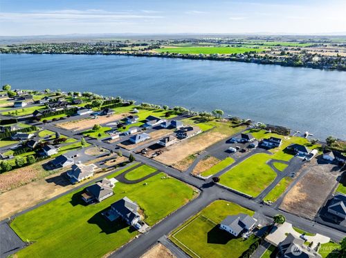 3406 Wild Goose Rd Ne, Moses Lake, WA, 98837-9751 | Card Image