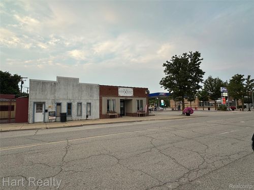 6476 Marlette St, Marlette, MI, 48453-1207 | Card Image