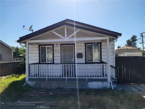 15723 Indiana, Paramount, CA, 90723 | Card Image