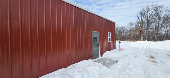 Pole Building used as studio apartment | Image 4