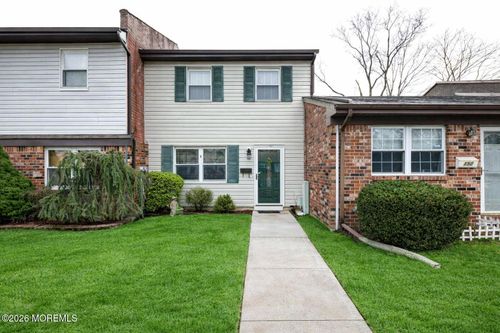 152 Greenwood Loop Rd, Brick, NJ, 08724-1259 | Card Image