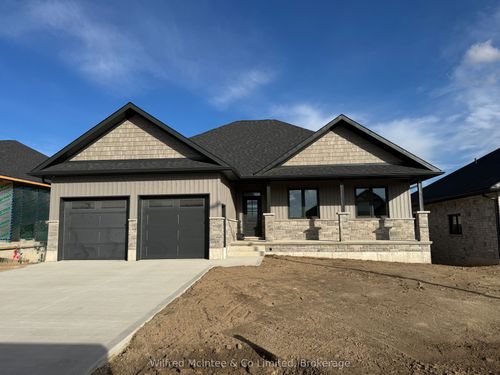 212 Devinwood Ave, Walkerton, ON, N0G2V0 | Card Image