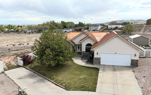 625 2400, Vernal, UT, 84078-3901 | Card Image