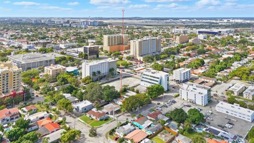 0-104 Sw 40th Ave, Coral Gables, FL, 33134-1745 | Card Image