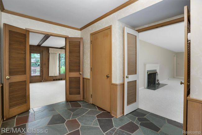 Rooms can be closed off if desired | Image 8