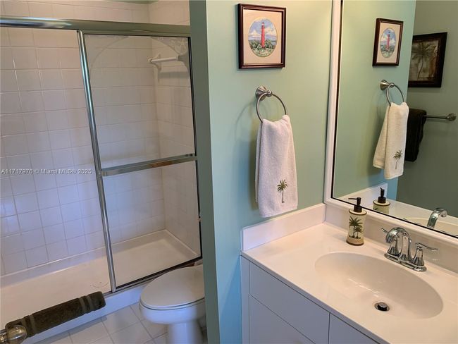 APT-15 - 6062 Se Landing Way, Condo with 2 bedrooms, 2 bathrooms and null parking in Stuart FL | Image 23