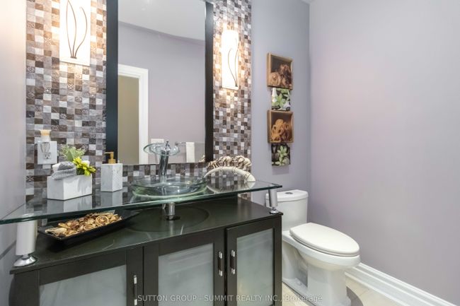 7 Tristan Crt, House other with 3 bedrooms, 3 bathrooms and 5 parking in Brampton ON | Image 19