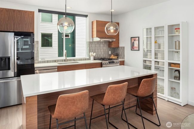 B - 8314 14 Th Ave Nw, Townhouse with 3 bedrooms, 4 bathrooms and 1 parking in Seattle WA | Image 10
