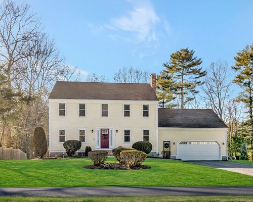 7 Fieldstone Dr, Mansfield, MA, 02048-2940 | Card Image