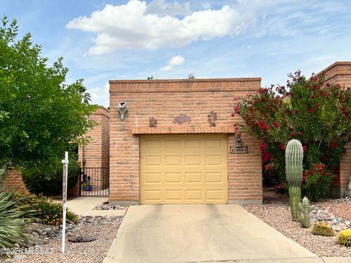 8641 N Candlewood Loop, Tucson, AZ, 85704-0929 | Card Image
