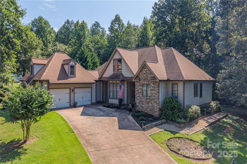 5-147 Bridge Ln, Tryon, NC, 28782-5554 | Card Image