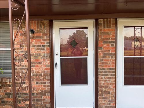 a-106 E Nelson St, Bowie, TX, 76230-3619 | Card Image