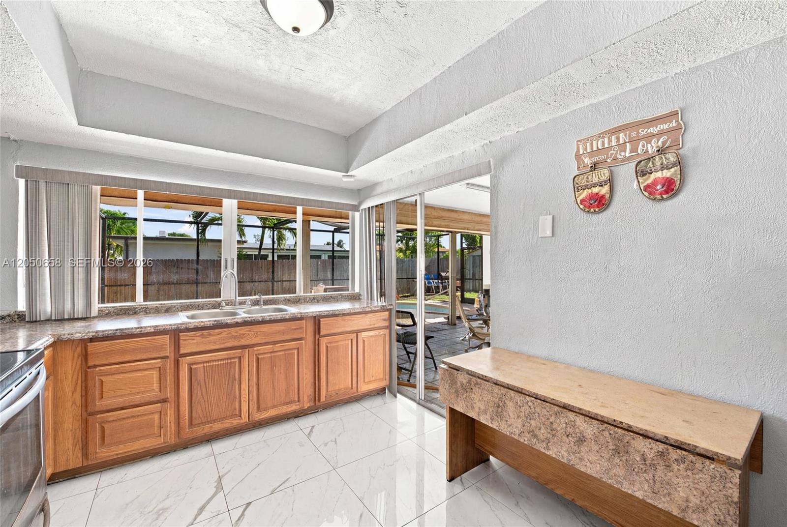 Residential in Miramar 4