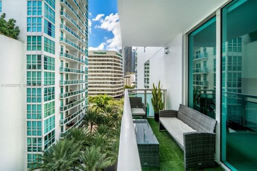803-950 Brickell Bay Dr, Miami, FL, 33131-3931 | Card Image