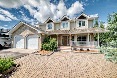 777 E Lakeview Rd, Chestermere, AB, T1X1B1 | Card Image