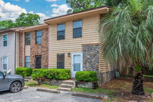unit-11-611 Center St, Fort Walton Beach, FL, 32547-3157 | Card Image