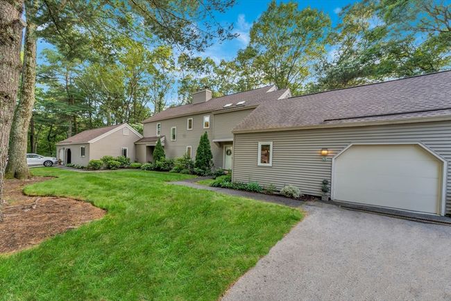 10 - 10 Fox Holw, Condo with 2 bedrooms, 3 bathrooms and 2 parking in Wayland MA | Image 4
