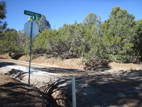 4 Juniper Ct, Cedar Crest, NM, 87008-9483 | Card Image