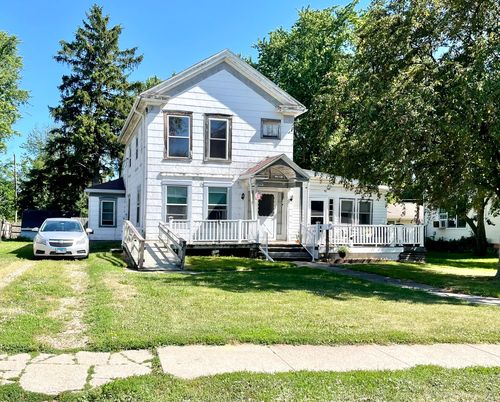 702 Meriden St, Mendota, IL, 61342-1149 | Card Image