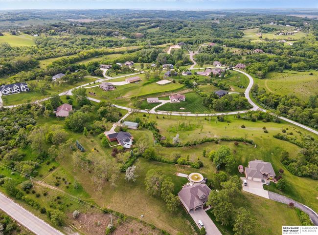 7881 Wisteria Way, House other with 5 bedrooms, 3 bathrooms and 3 parking in Fort Calhoun NE | Image 88
