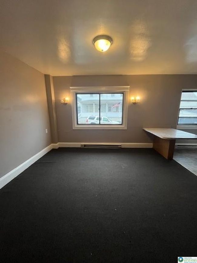 APT-1 - 201 E Kline Ave, House other with 2 bedrooms, 1 bathrooms and null parking in Lansford PA | Image 5