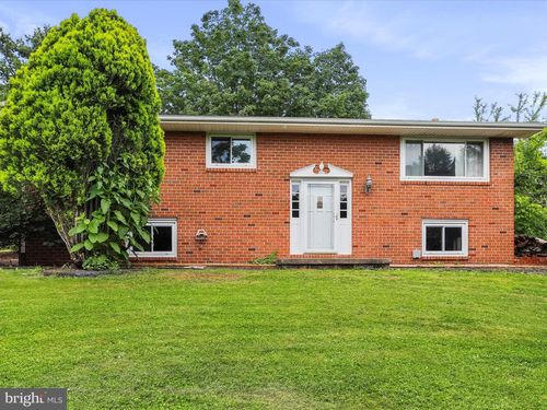 485 Starnes Rd, ROMNEY, WV, 26757-7141 | Card Image