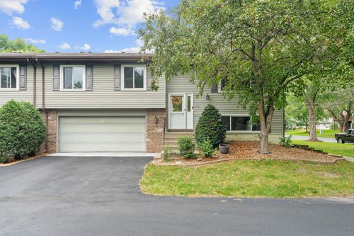 14381 92nd Ave N, Maple Grove, MN, 55369-8874 | Card Image