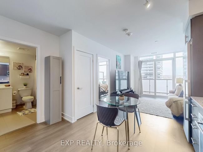 712 - 2550 Simcoe St N, Condo with 2 bedrooms, 1 bathrooms and 1 parking in Oshawa ON | Image 7