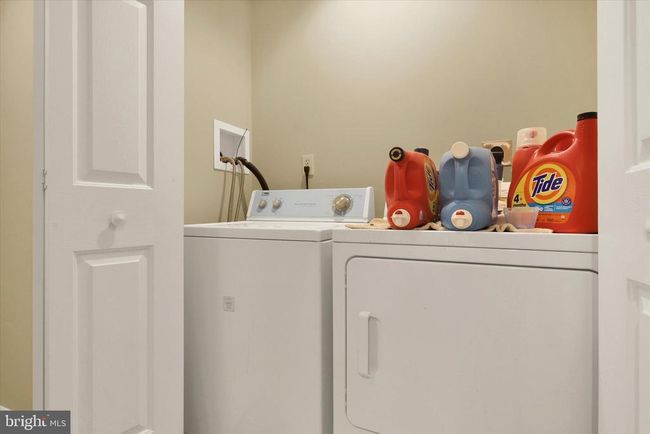 8 Cardinal Dr, Townhouse with 3 bedrooms, 2 bathrooms and null parking in LIVERPOOL PA | Image 13