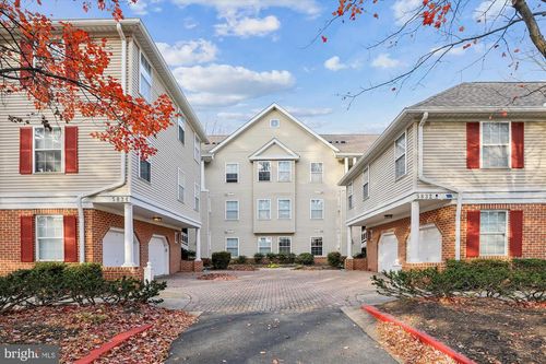 apt-104-5832 Wyndham Cir, COLUMBIA, MD, 21044-3167 | Card Image
