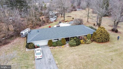 155 Coldspring Rd, FAYETTEVILLE, PA, 17222-9702 | Card Image