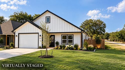302 W Pine St, Whitewright, TX, 75491-2543 | Card Image