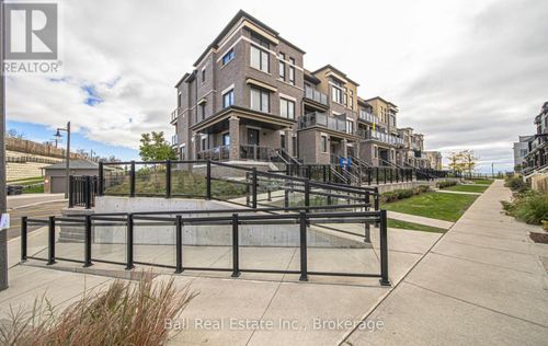 13-26D Lookout Dr, Bowmanville, ON, L1C7G1 | Card Image