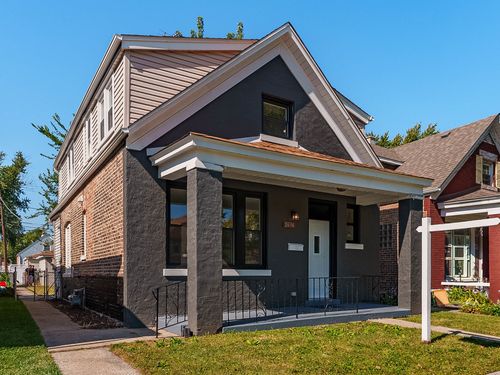 2636 Lombard Ave, Berwyn, IL, 60402-2707 | Card Image