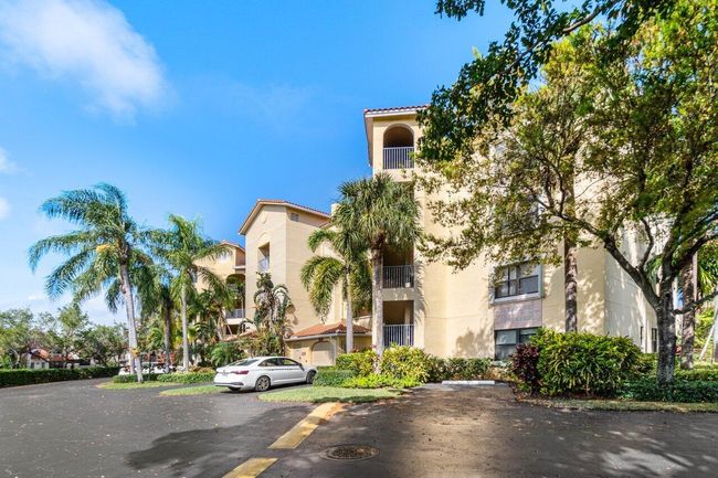 APT-401 - 300 Uno Lago Dr, Condo with 3 bedrooms, 2 bathrooms and null parking in Juno Beach FL | Image 43