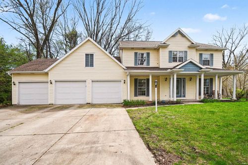 17440 Farmington Square Road, Granger, IN, 46530-8523 | Card Image