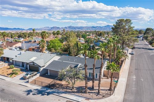 3915 E Reno Ave, Las Vegas, NV, 89120-1314 | Card Image