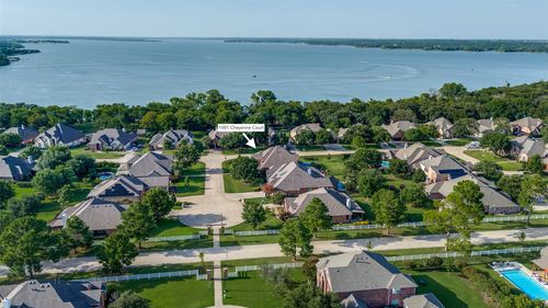 1001 Cheyenne Ct, Shady Shores, TX, 76208-5114 | Card Image