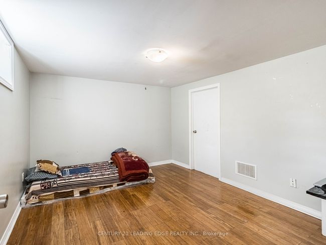 7 Coniston Ave, House other with 5 bedrooms, 3 bathrooms and 6 parking in Brampton ON | Image 25