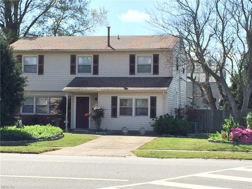 701 S Lynnhaven Rd, Virginia Beach, VA, 23452-6537 | Card Image