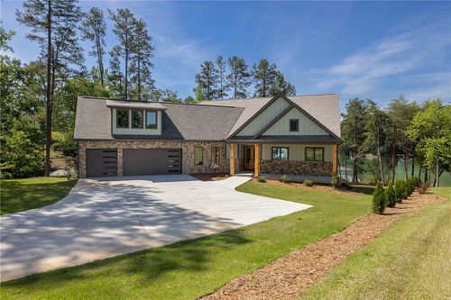 713 Bay Harbor Ln, Seneca, SC, 29672-0585 | Card Image