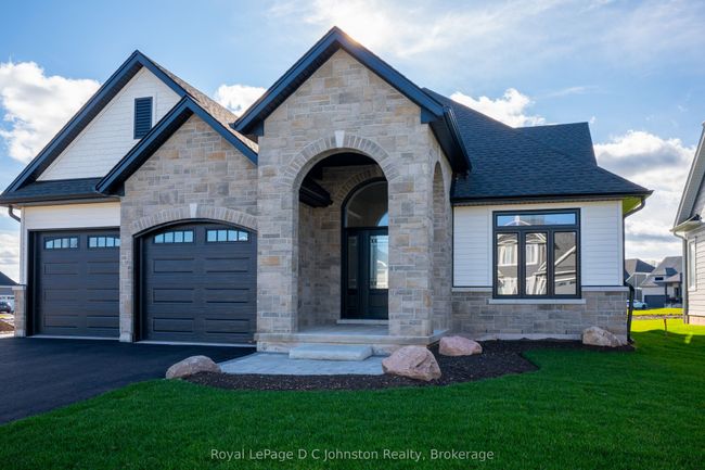 546 Algonquin Trail, House other with 2 bedrooms, 2 bathrooms and 4 parking in Grey ON | Image 25