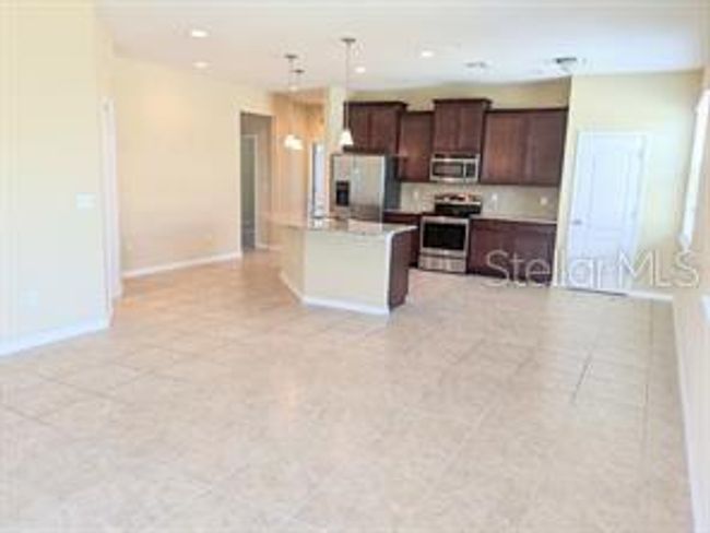 Living/Dining Area | Image 6