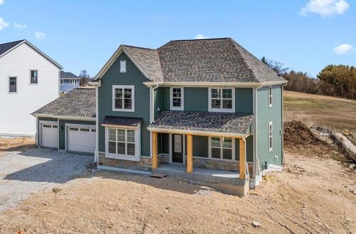 801 Viewpoint Drive, Waukesha, WI, 53188 | Card Image