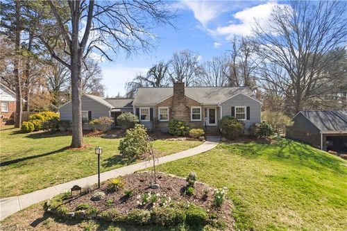 1035 Wendover Cir, Winston-Salem, NC, 27104-1129 | Card Image