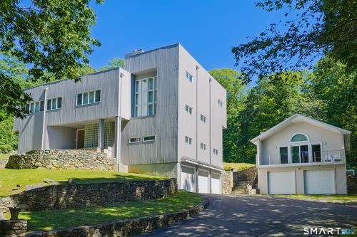 1 Hart Lndg, Guilford, CT, 06437 | Card Image