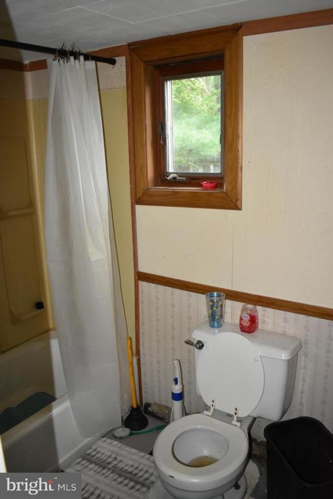 416 N Hunter Hwy, House other with 3 bedrooms, 1 bathrooms and null parking in DRUMS PA | Image 19