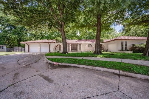 419 George L Cross Ct, Norman, OK, 73069-5121 | Card Image