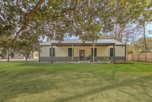 22546 Highway 321, Cleveland, TX, 77327-9443 | Card Image